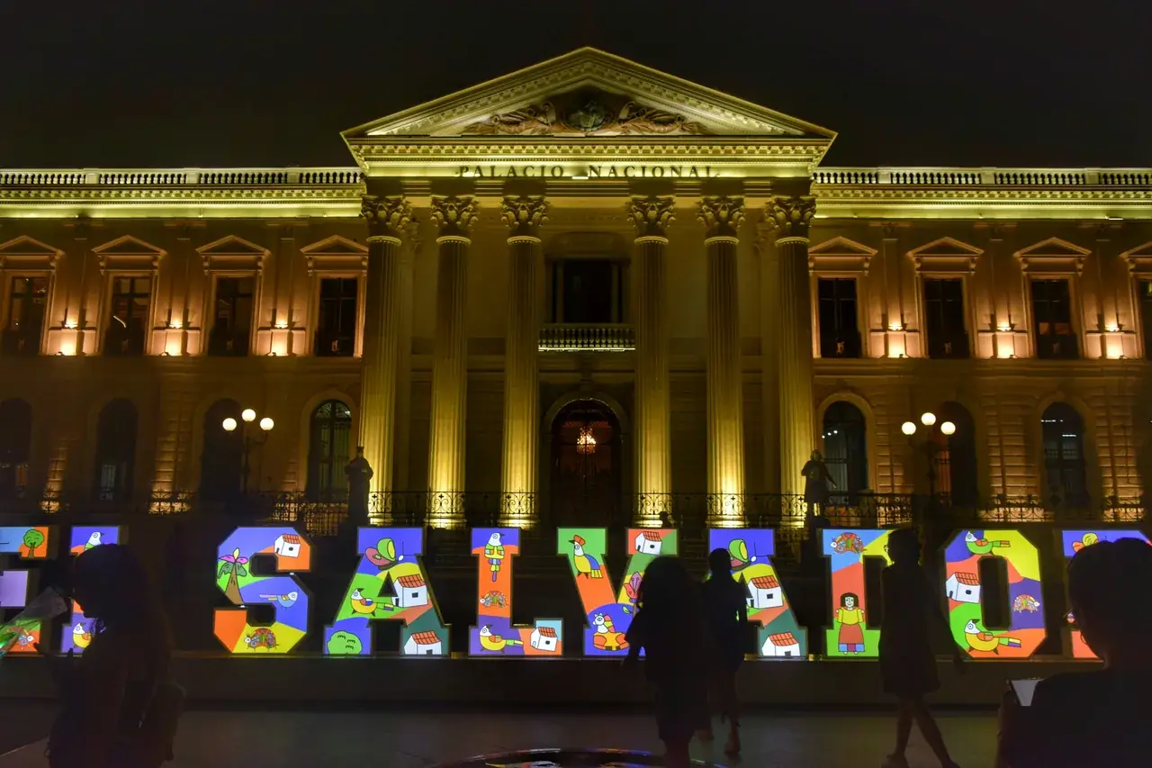 Salvadoran — list cover photo